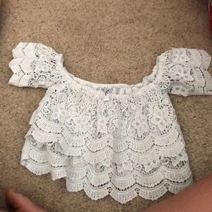Crop top with lace